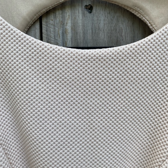 LULU’S Backless Fit n Flare Dress size XS - Picture 3 of 6